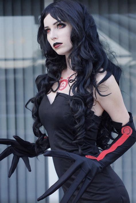 36 Cosplay Pictures Of The Legendary Maria Fernanda.